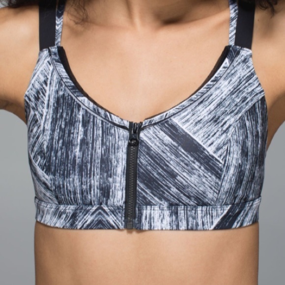 Lululemon Hot To Street Bra 8 - Picture 2 of 9